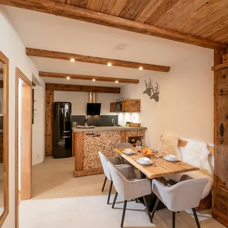 Tirol Chalet Brixen *