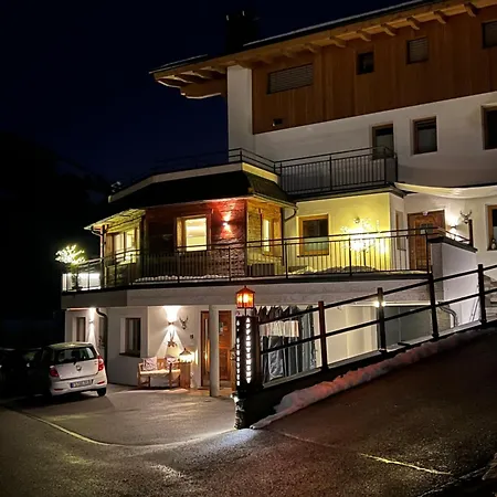 Tirol Chalet Brixen *