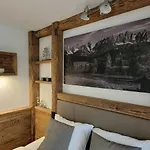 Tirol Chalet Brixen *